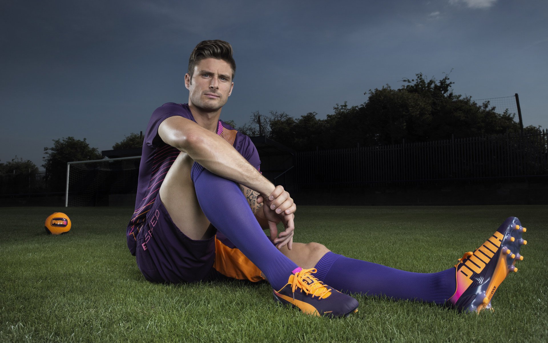 门将内赫尔关键扑救，确保美国女足胜利，内马尔守门员